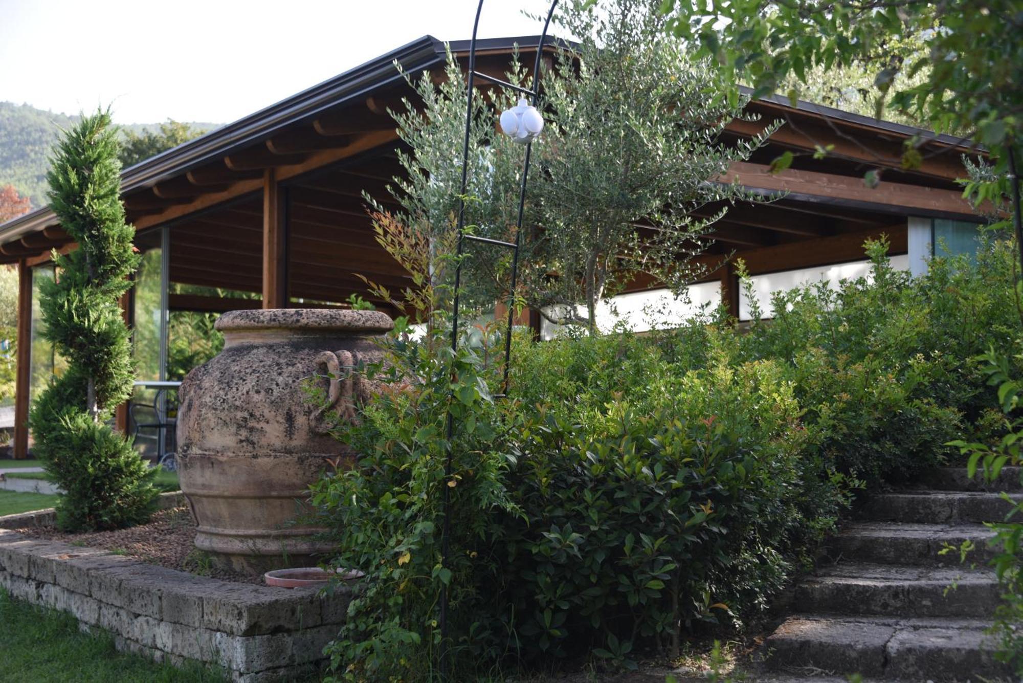 Bosco D'Olmi Country House Bed & Breakfast Sant'Andrea del Garigliano Dış mekan fotoğraf