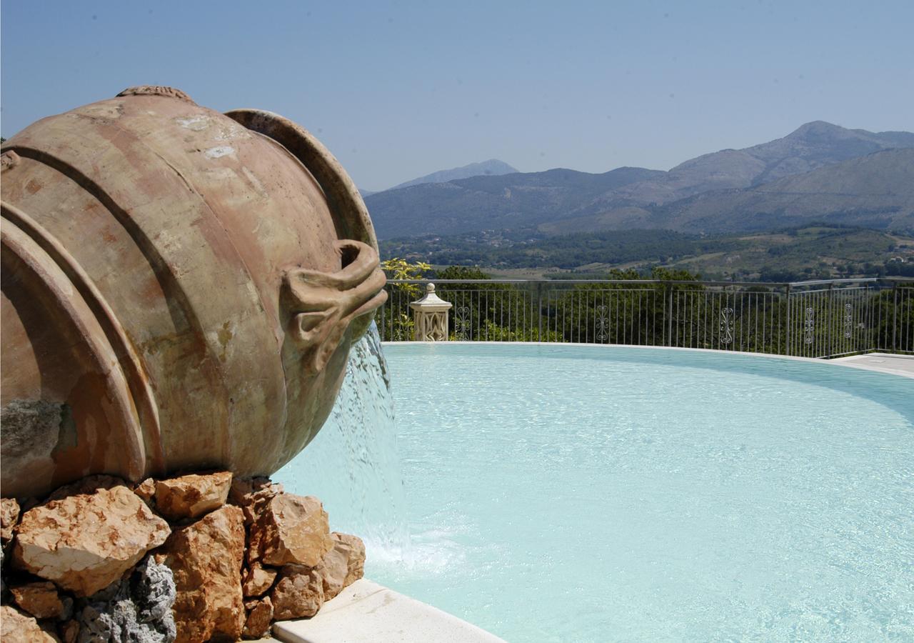Bosco D'Olmi Country House Sant'Andrea del Garigliano Dış mekan fotoğraf